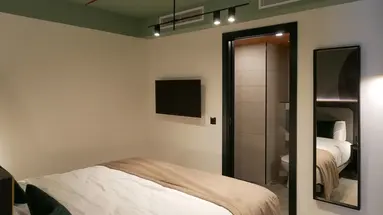 Hotel Eleven by Warren Collection
