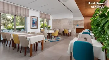 Hotel Eleven