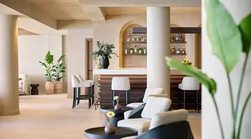 Hotel Ella Alkyna