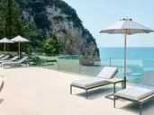 Hotel Ella Alkyna