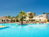 Hotel Emerald by Azul