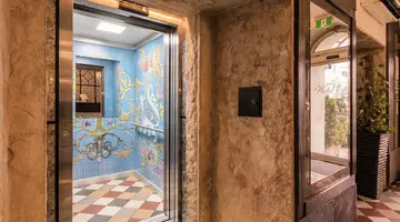 Hotel Ester