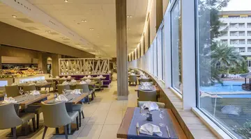 HOTEL ESTIVAL PARK