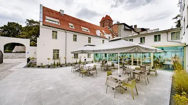 Hotel ETER