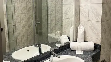 Hotel Evi