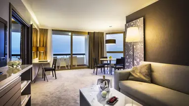 Hotel Excelsior