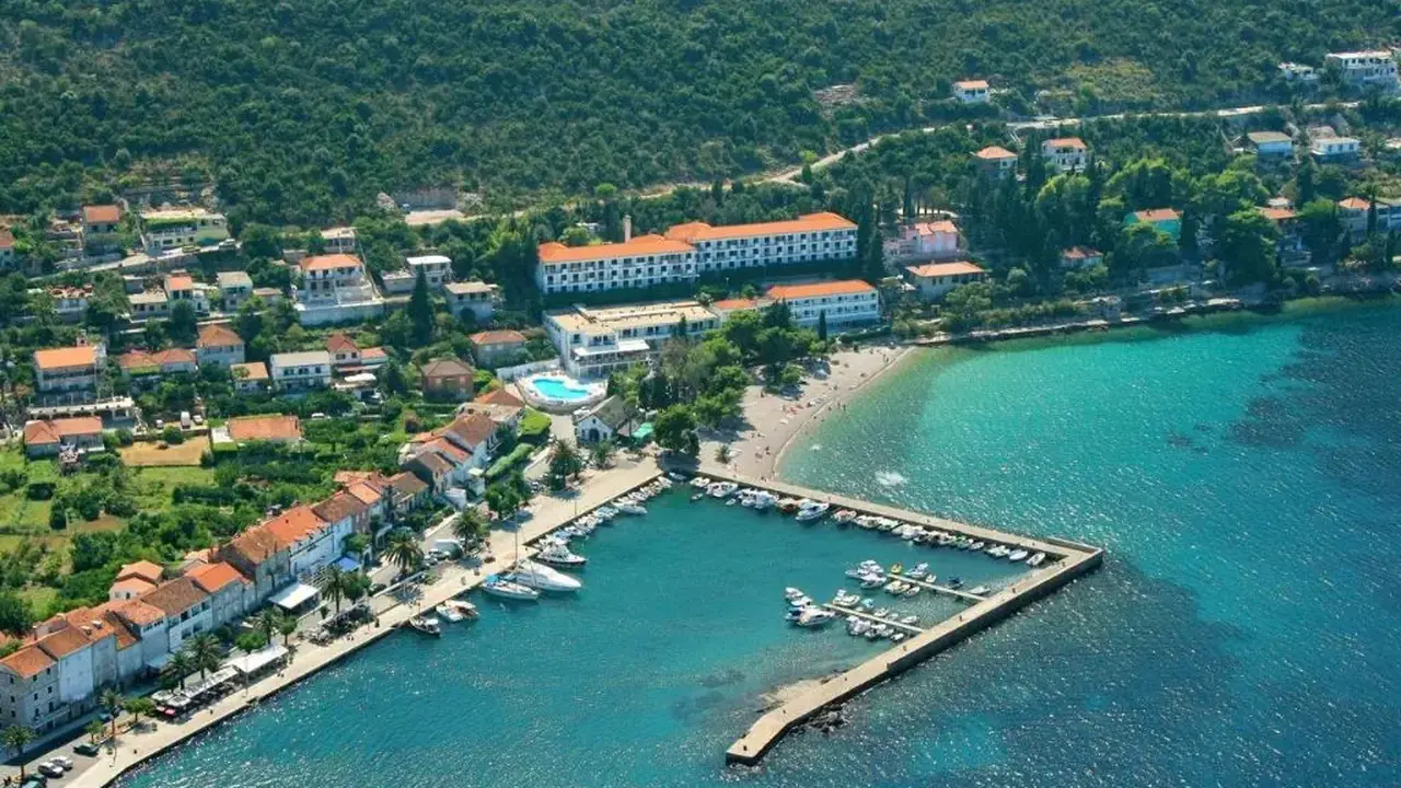 HOTEL FARAON***