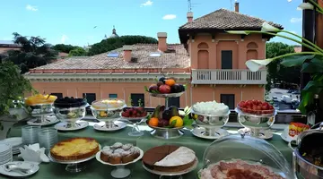 HOTEL FARNESE
