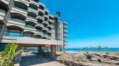 Hotel Faro, a Lopesan Collection Hotel