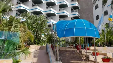 Hotel Faro, a Lopesan Collection Hotel