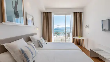 Hotel Ferrer Concord