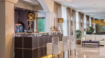 Hotel For You
