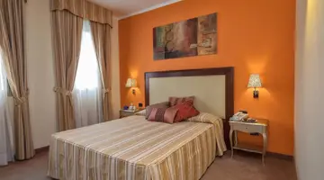 Hotel For You