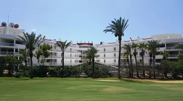 Hotel Gara Suites Golf & Spa