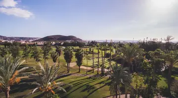 Hotel Gara Suites Golf & Spa