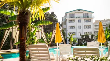 Hotel Garden INN Palace