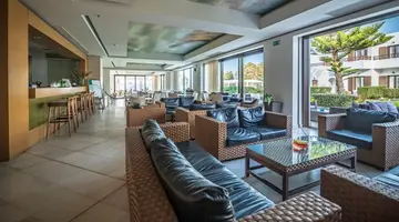 Hotel Geraniotis Beach