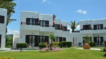 Hotel Geraniotis Beach