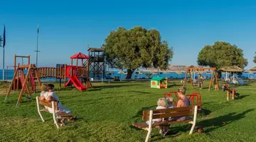 Hotel Geraniotis Beach