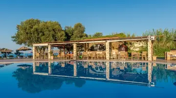 Hotel Geraniotis Beach