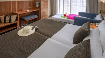 Hotel GHT Aquarium & Spa