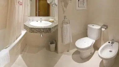 HOTEL GHT OASIS PARK & SPA