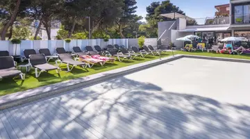 Hotel GHT Sa Riera