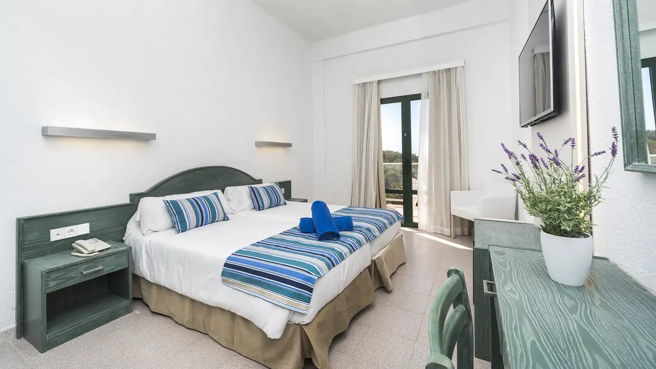 Hotel Globales Calan Blanes