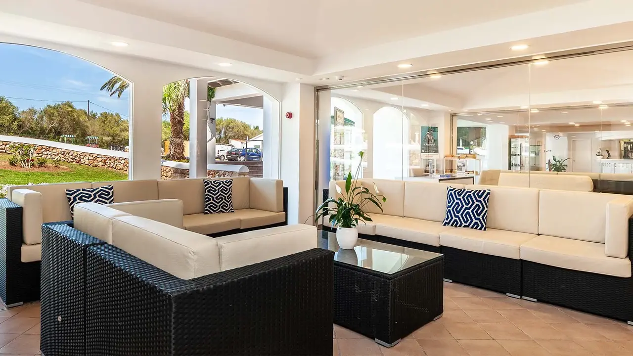 Hotel Globales Calan Blanes