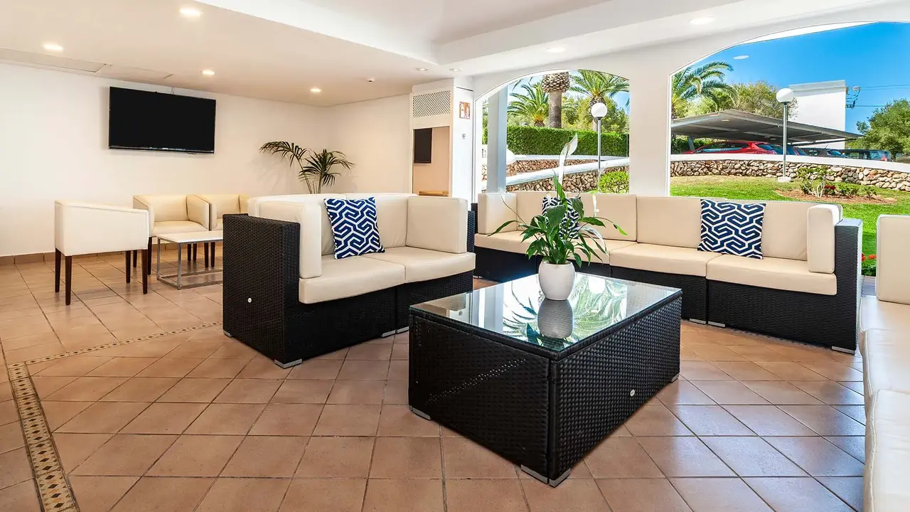 Hotel Globales Calan Blanes