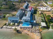 Hotel Golden Coast Resort
