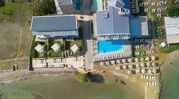 Hotel Golden Coast Resort