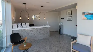Hotel Golden Coast Resort