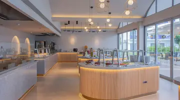 Hotel Golden Coast