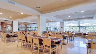 HOTEL GRAN GARBI