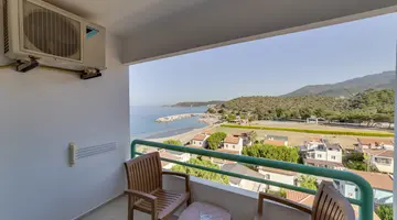 HOTEL GRAND EFE