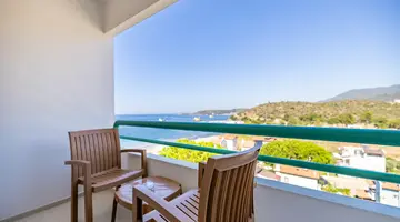 HOTEL GRAND EFE