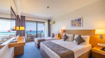 HOTEL GRAND EFE