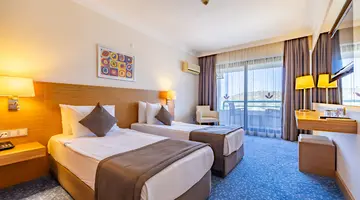 HOTEL GRAND EFE