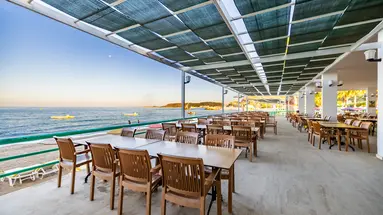 HOTEL GRAND EFE