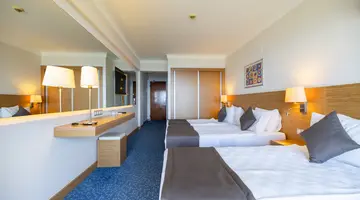 HOTEL GRAND EFE
