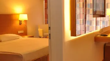 HOTEL GRAND EFE