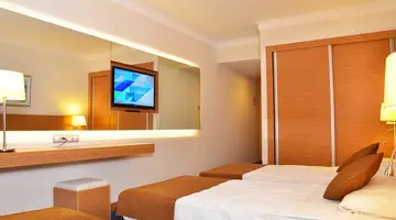 HOTEL GRAND EFE