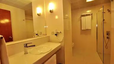 HOTEL GRAND EFE