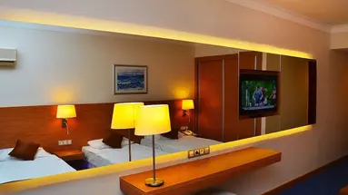 Hotel Grand Efe