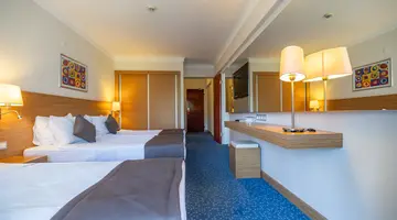 HOTEL GRAND EFE