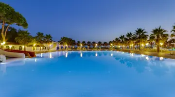 HOTEL GRAND EFE
