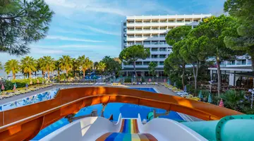 HOTEL GRAND EFE