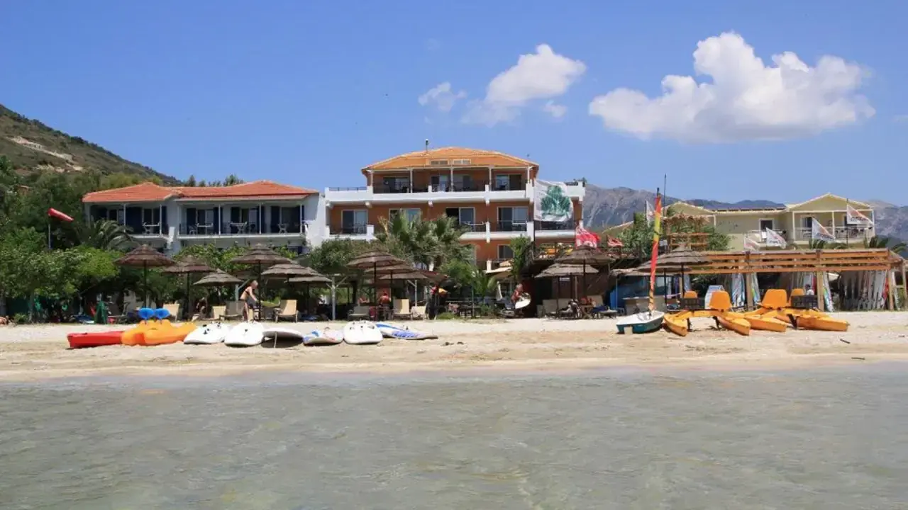 Hotel Grand Nefeli