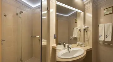 Hotel Grand Victoria